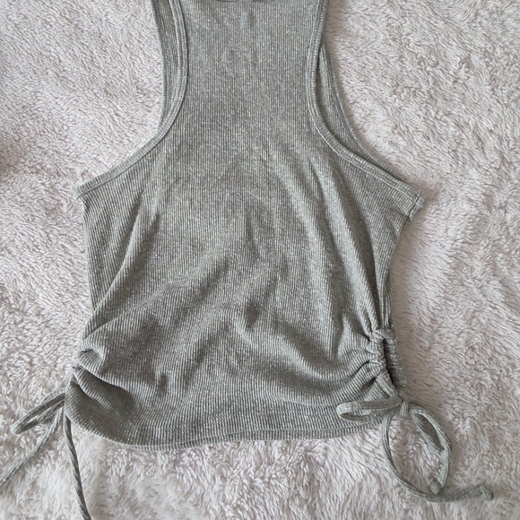 Tank Top Bundle - Picture 8 of 10
